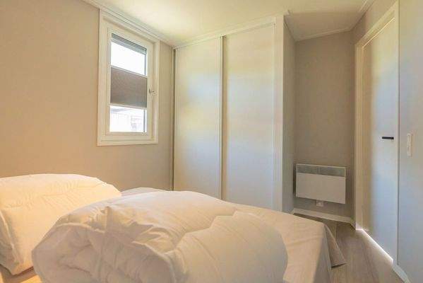 Hauptschlafzimmer Chalet Schouwen Duin Mit Komfortablem Doppelbett002