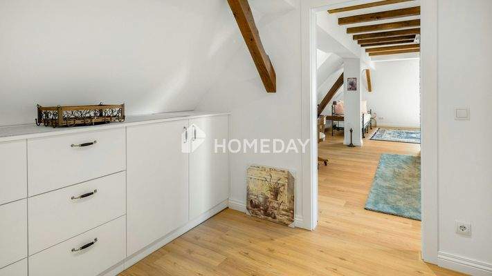 1. OG Ankleidezimmer 2