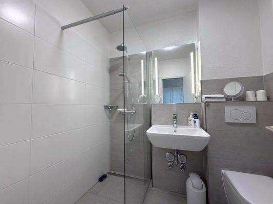 22936 LooseImmo Badezimmer