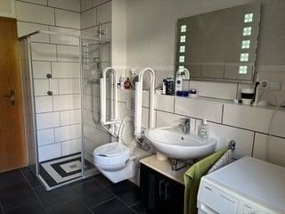 Badezimmer EG rechts