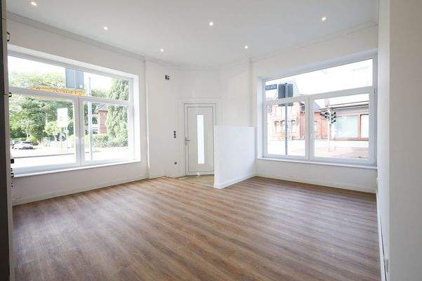 Erdgeschoss links - Wohnküche