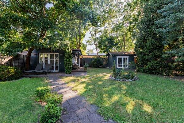 Guest house with a variety of uses