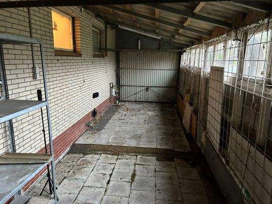 Dorfstraße 108 - Garage