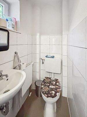 WC und Treppe Erdgeschoss_1