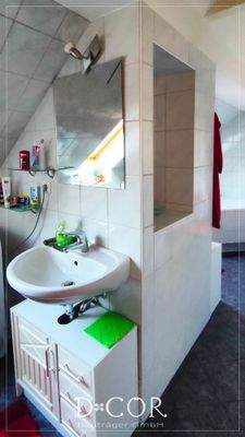 2 Einzelwaschtische wenn es schnell gehen muss ;)