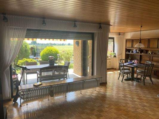 Große Fenster Richtung Garten