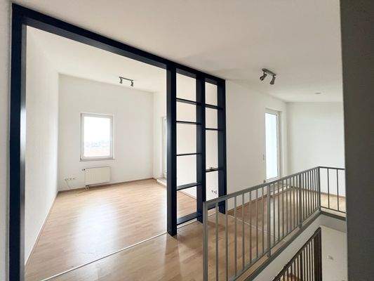 Galerie mit Treppenhaus