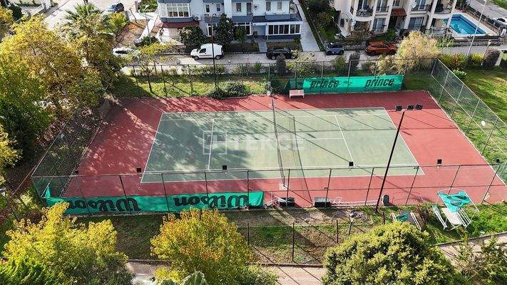 Villa with Pool within Walking Distance of Çalış Beach in Fethiye