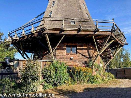 27-EG + 1.OG Südansicht.JPG