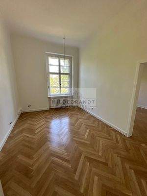 Arbeits-/Kinderzimmer