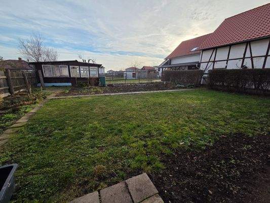 Sicht ins Grundstück bzw. Garten
