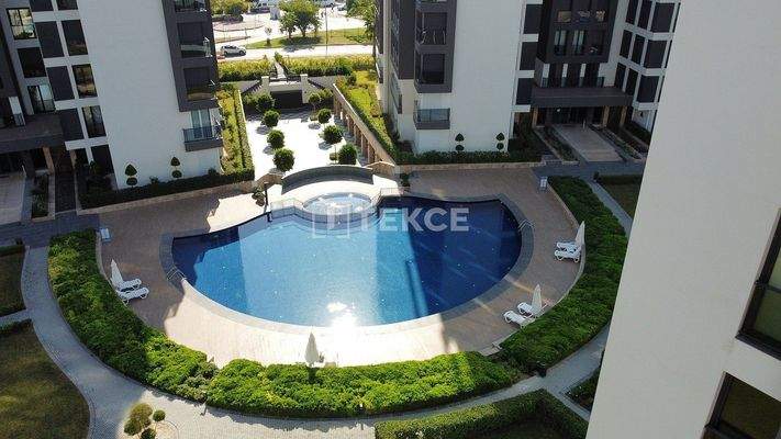 4-Bedroom Beachfront Fully Furnished Home in Konyaaltı Liman