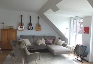 Gemütliches Wohnzimmer mit franz. Balkon