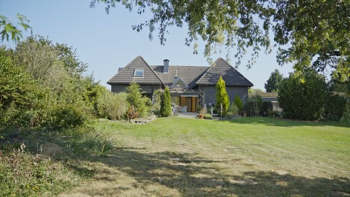 Blick aus dem Garten Einfamilienhaus Nörvenich - H