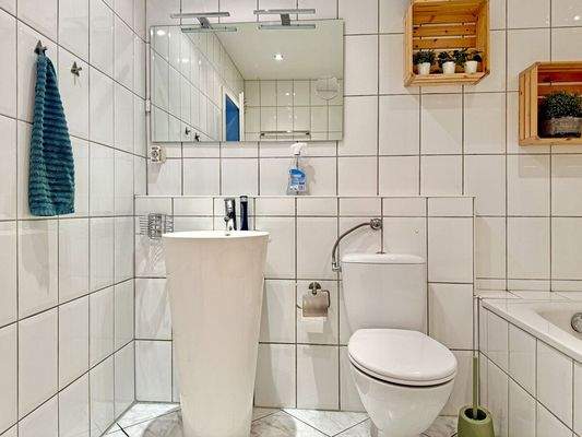 Badezimmer 2