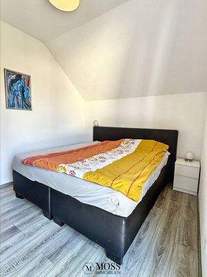 Schlafzimmer DG
