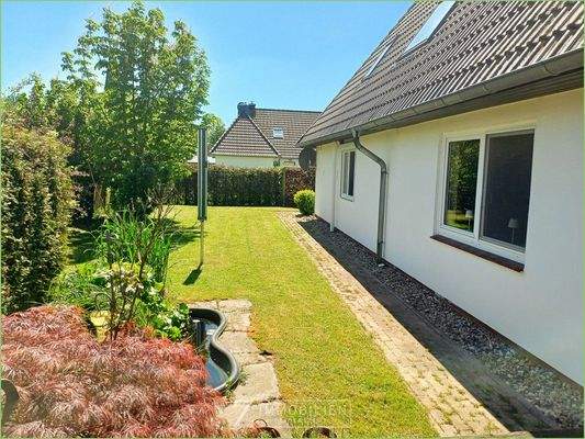 Platz in der Morgensonne