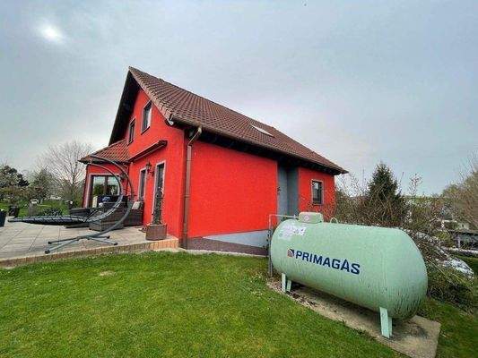 Seitenansicht/Flüssiggastank