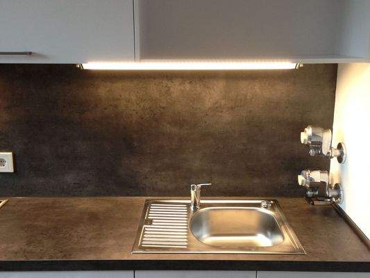 Spülbecken mit Belichtung