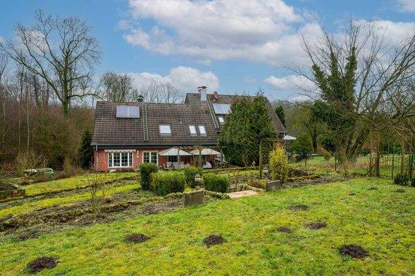 Hausansicht Gartenseite