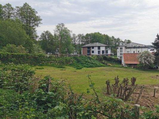 Der Bau muss sich in die Nachbarbeb. einfügen