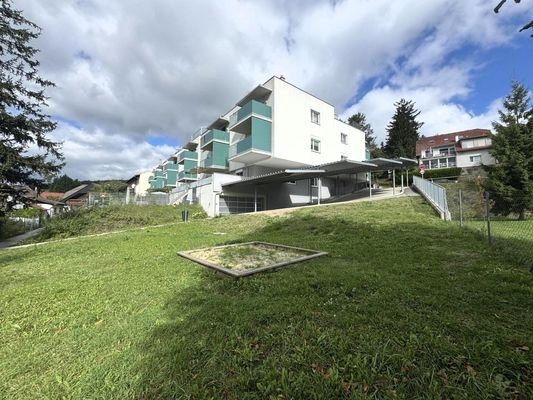 Gemeinschaftsgarten / Spielplatz für die Kleinsten