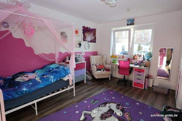 Kinderzimmer Ansicht 1