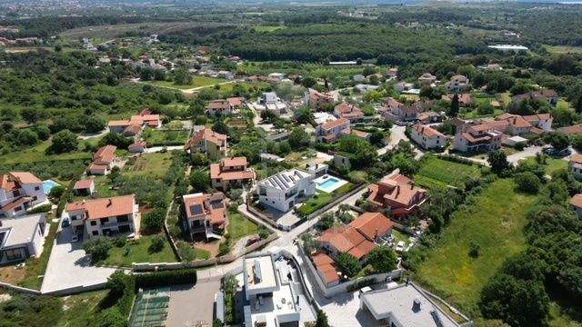 Baugrundstück in idyllischer Lage in Pula