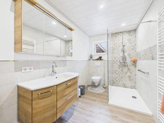 Bad                       -PR0032-STILL008