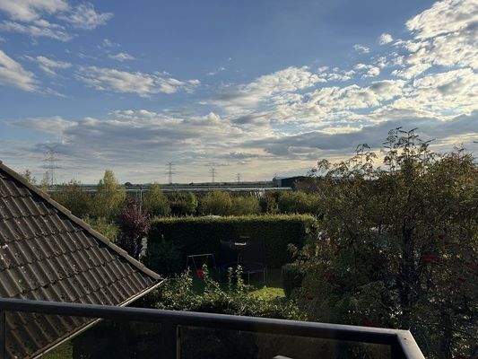 Ausblick vom Balkon.JPG