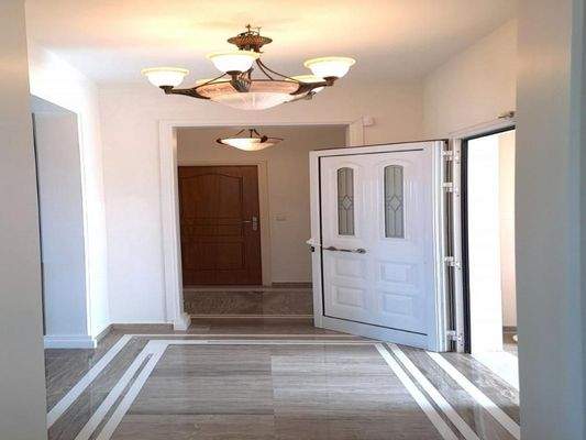 Kreta, Atsipopoulo: Schöne geräumige Villa mit Meerblick und Bergblick zu verkaufen