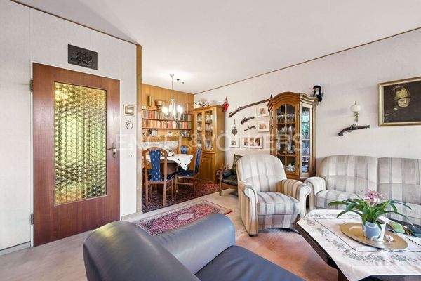 Wohnzimmer und Essbereich