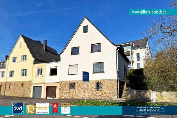 Großzügiges Einfamilienhaus mit Garten