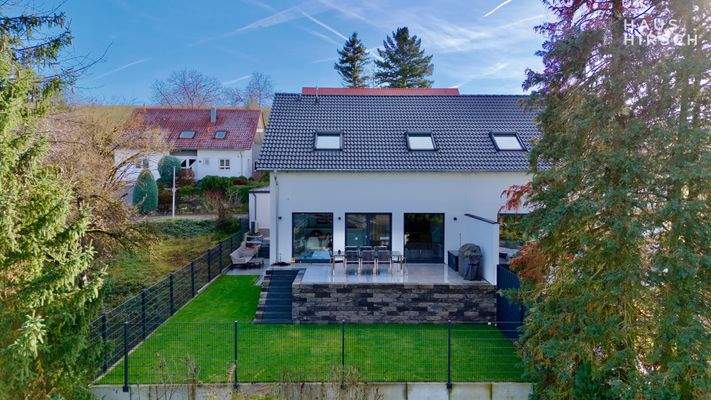 Rückseite und Garten