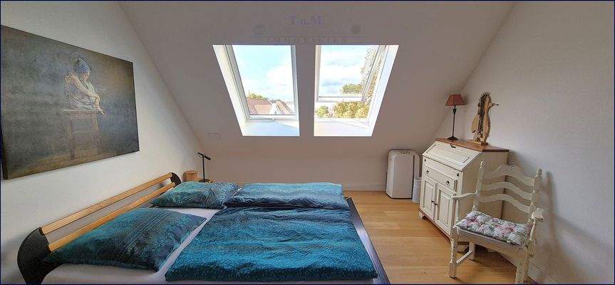 großes Schlafzimmer