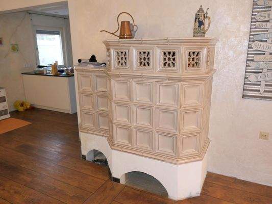 ... tollem Kachelofen