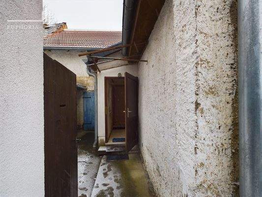 Eingang zum Grundstück