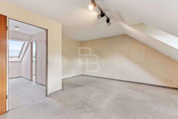 Toller Raum unter dem Dach