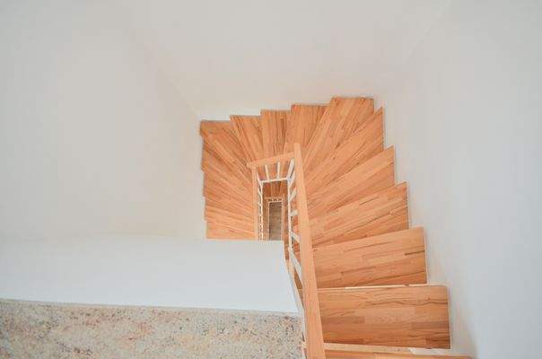 Treppenabgang vom DG