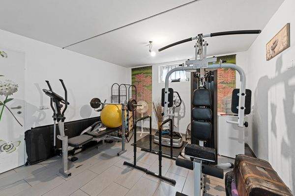 2025-05-23-S01073-053