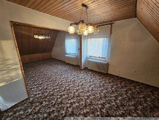 Schlafzimmer III im Dachgeschoss - Bild II