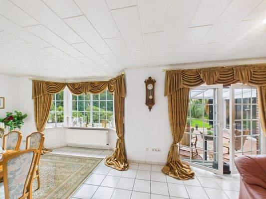 CAM03784G0-PR0090-STILL030