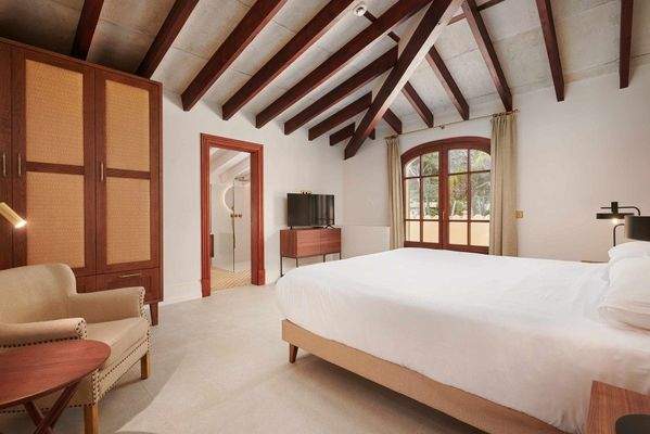 Villa de lujo en alquiler en primera línea de mar en Cala Ratjada, Mallorca