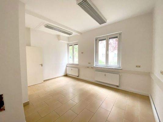 Büro-/Beratungs-/Pausenraum