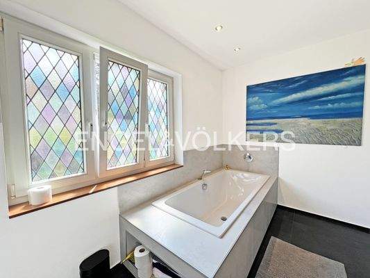 Badezimmer im Erdgeschoss