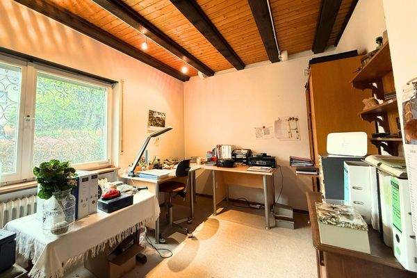 Büro im EG