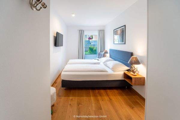 sn3_highres_copyrightmyholidayselection-9