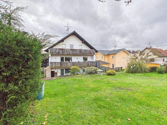 Attraktives Mehrfamilienhaus in VK-Röchlinghöhe