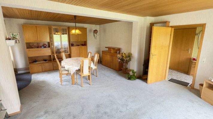 Blick ins Wohnzimmer