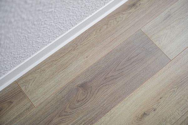 Vergleichsbild neuer Boden